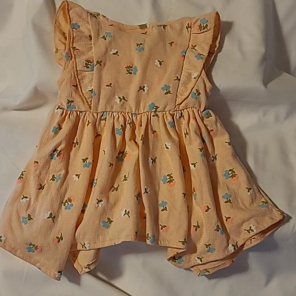 Little Lass* Smocked Front Dress* Peach/Floral Print* Sz 18 mo
